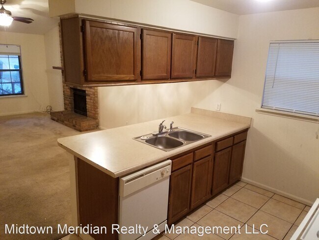 Building Photo - 2 br, 2 bath House - 1322 Burgess Dr