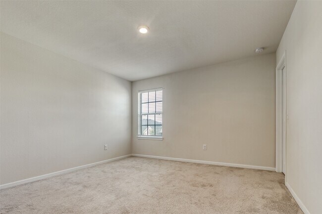 Building Photo - 18955 Buckley Oak Dr