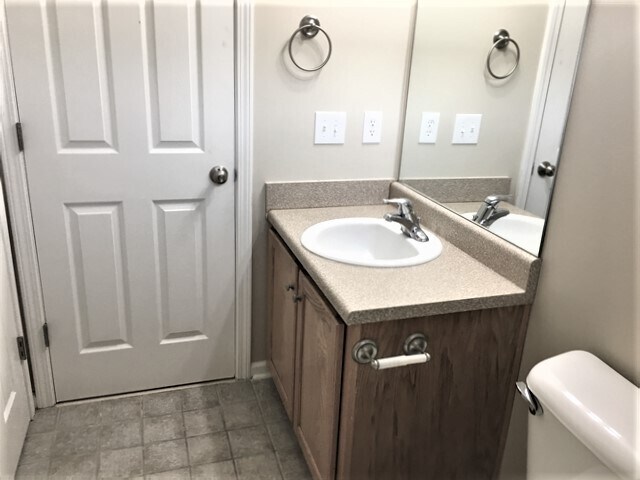 Building Photo - 155 Brianna Cir
