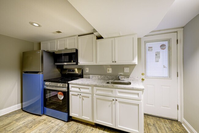 Building Photo - 5518 13th St NW