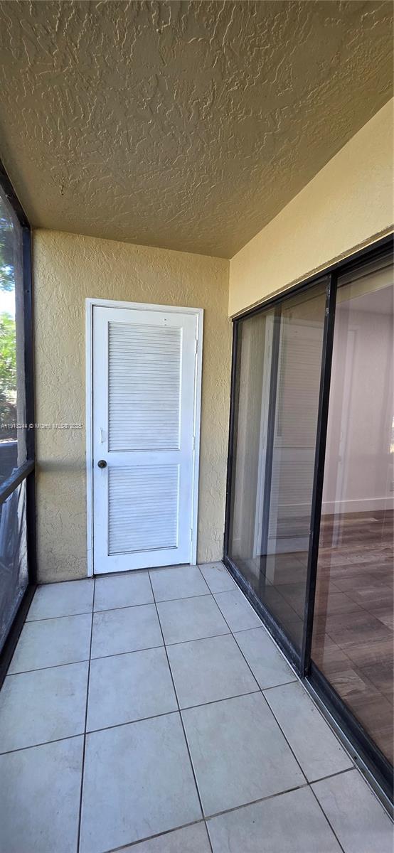 Building Photo - 9000 NW 28th Dr