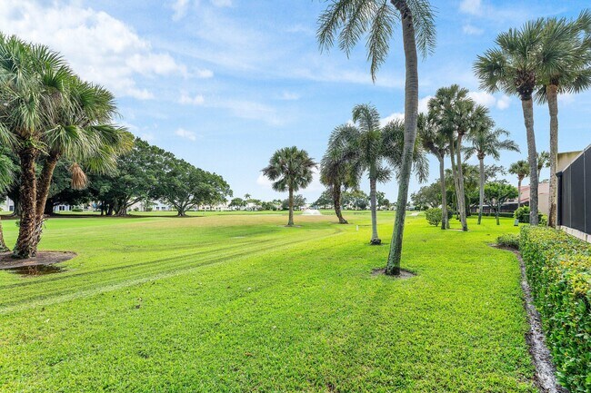 Building Photo - 816 Windermere Way