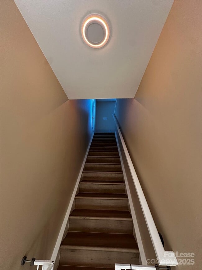 Building Photo - 10031 Goose Landing Dr