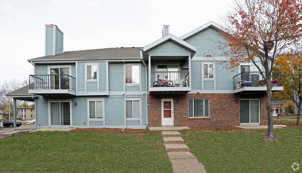 Primary Photo - Orchard Village