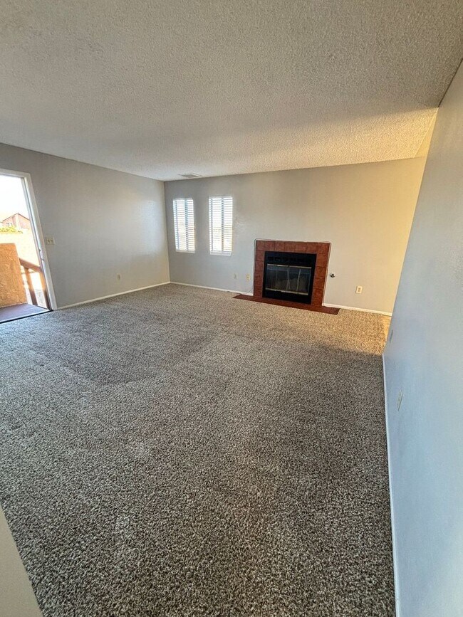 Building Photo - 1613 N Erwin St