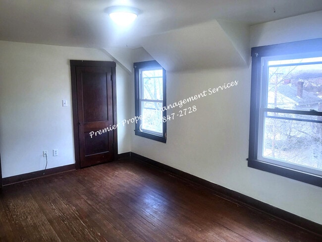 Building Photo - 1303 Wade St