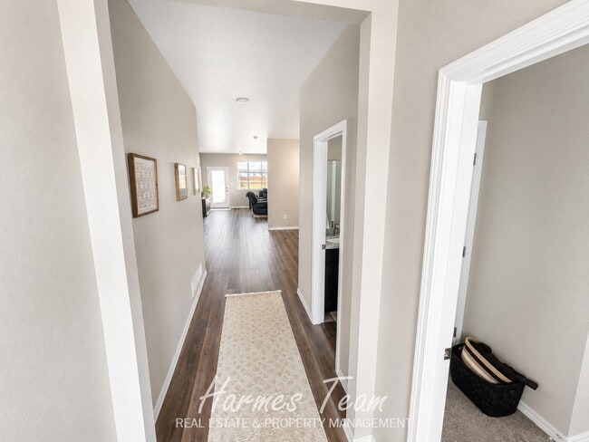 Building Photo - 11017 Coastal Hls Ln