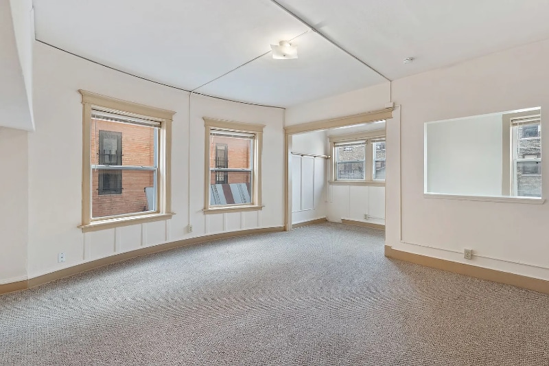 Building Photo - 2311 W Wisconsin Ave