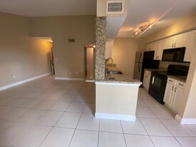 Building Photo - 2667 NW 33rd St