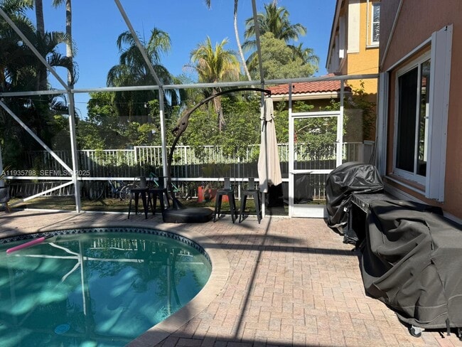 Building Photo - 1463 Banyan Way