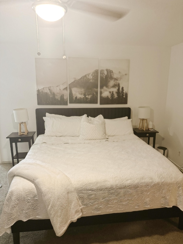 Building Photo - 11719 Bell Ave