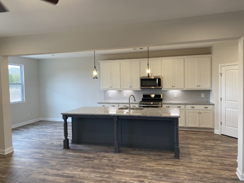 Building Photo - 4001 Jacobcrest Dr