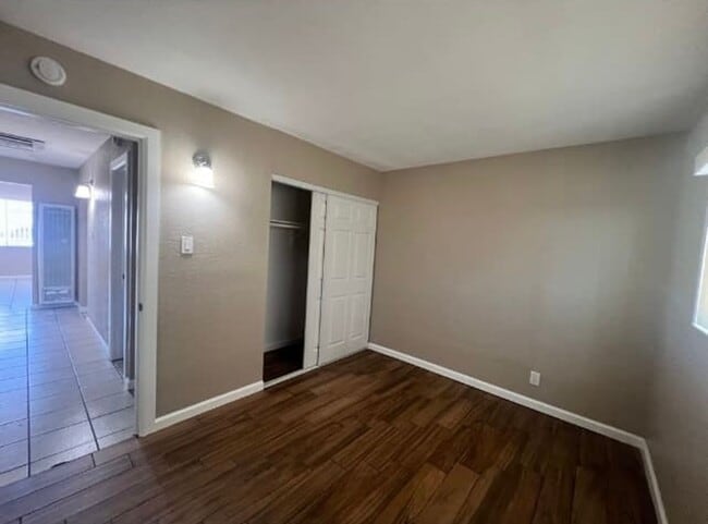 Building Photo - 1130 Mojave Dr