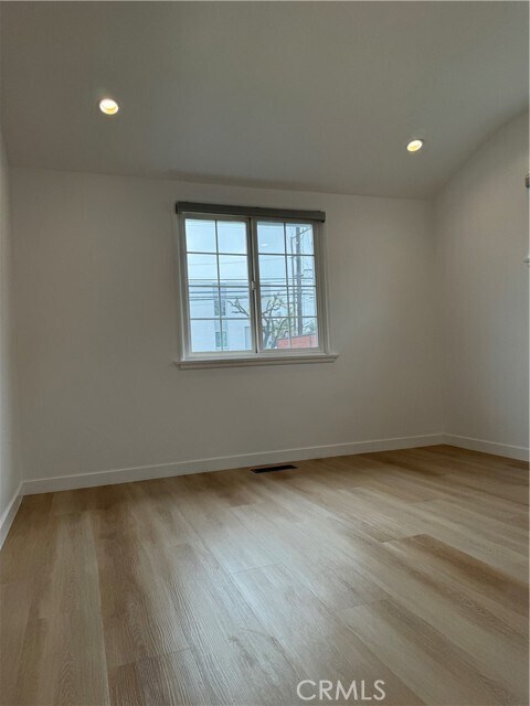 Building Photo - 22051 Vanowen St