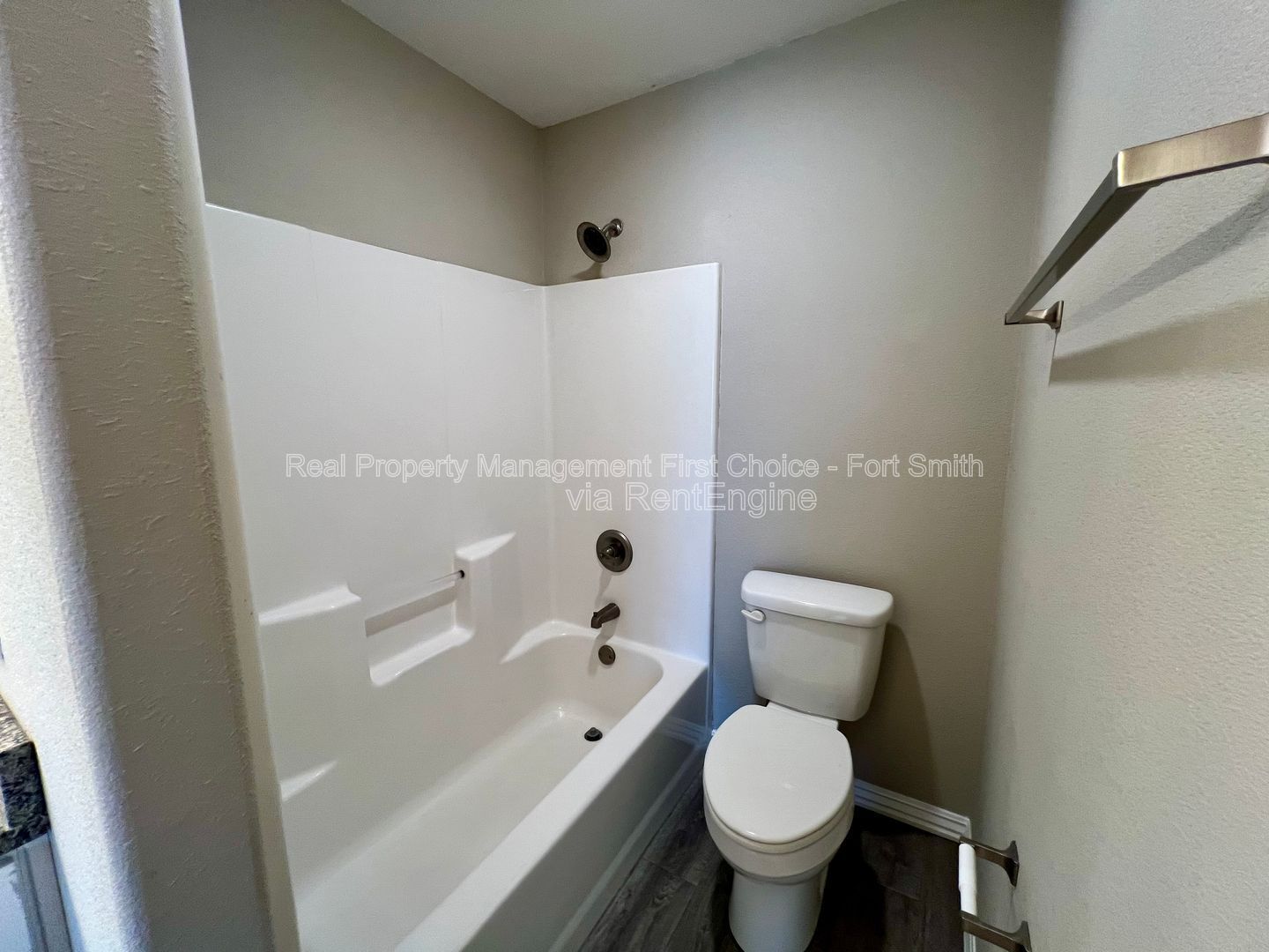 Building Photo - 6623 Leightyn Ln