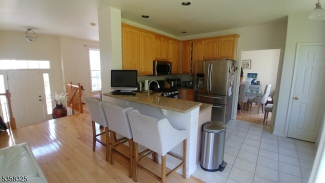 Building Photo - 95 Arrowgate Dr