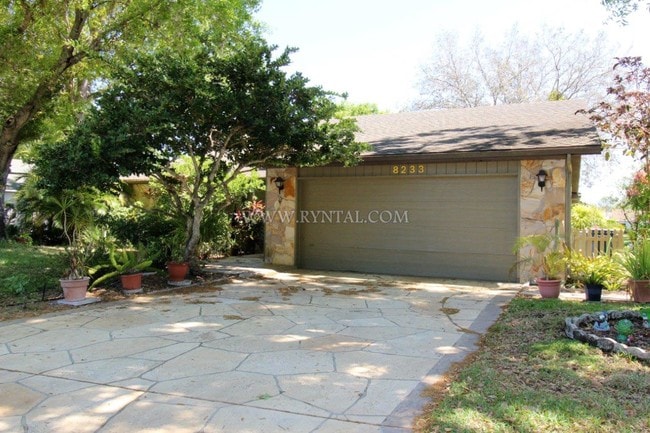 Building Photo - 8233 Cypress Lake Dr