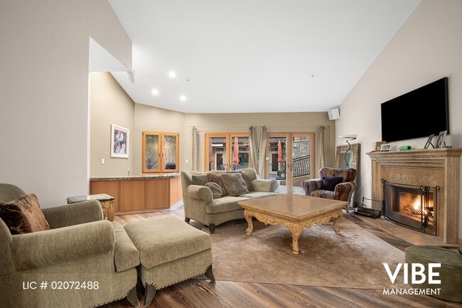 Building Photo - Rare Grand Estate in North Ranch — Resort Living at Its Finest