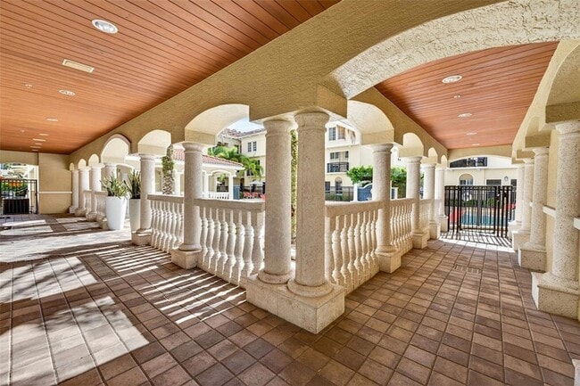 Building Photo - 105 S Bradford Bch Ct