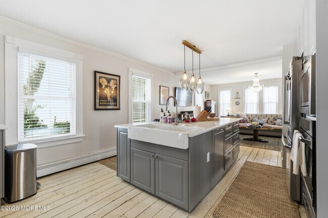 Building Photo - 74 Mt Hermon Way