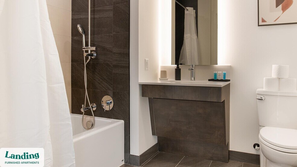 Building Photo - 632 Howard Rd SE