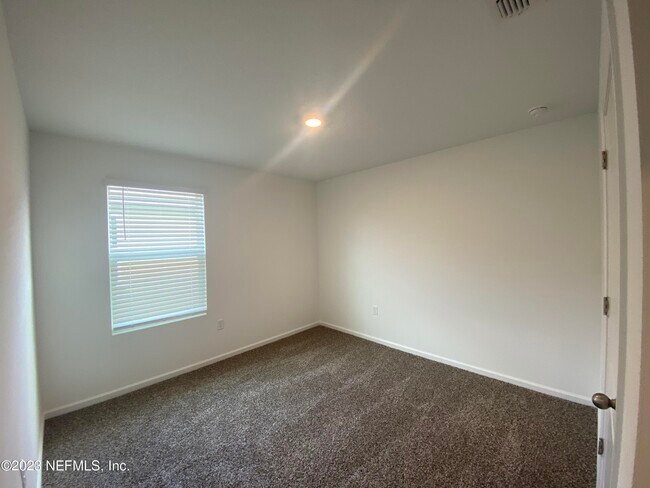 Building Photo - 2773 Oak Stream Dr