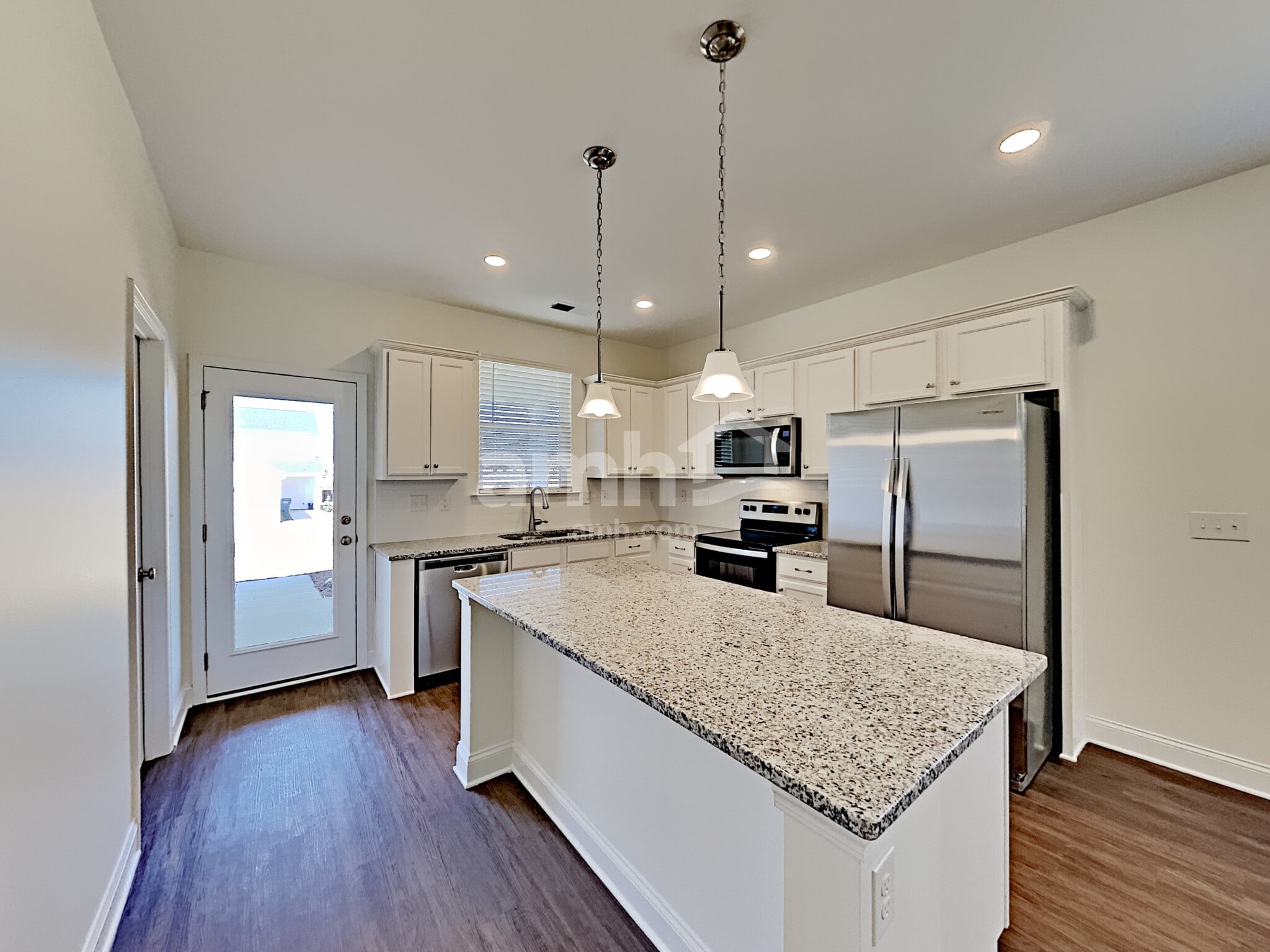 Building Photo - 215 Stowe Rd