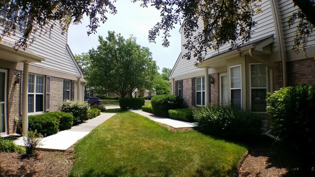 Building Photo - 1934 Heron Ave