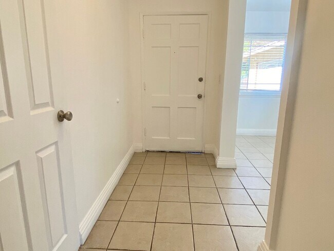 Building Photo - Beautiful Single Story Home Across From Ro...