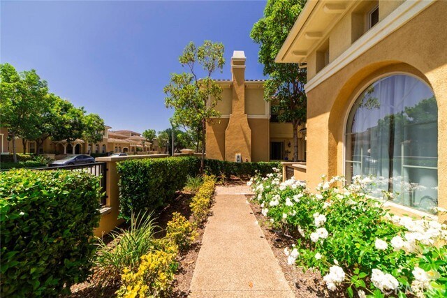 Building Photo - 199 Wild Lilac