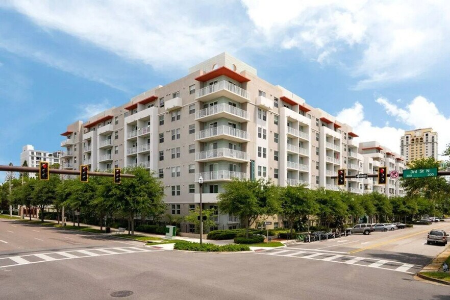 Building Photo - 235 3rd Ave N