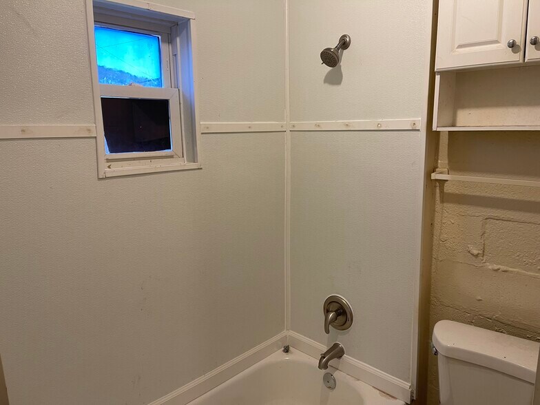 Building Photo - 7301 Oporto Madrid Blvd S