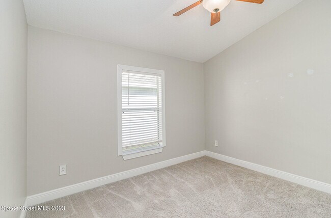 Building Photo - 1401 Morgan Ct