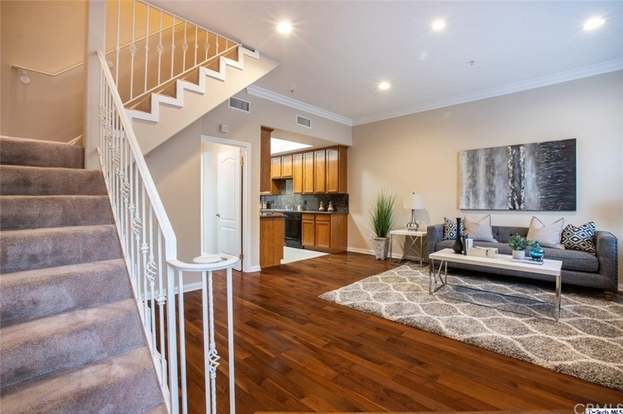 Building Photo - 441 S 7th St