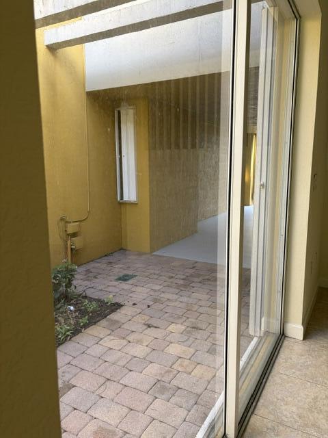 Building Photo - 4171 Gulfstream Rd