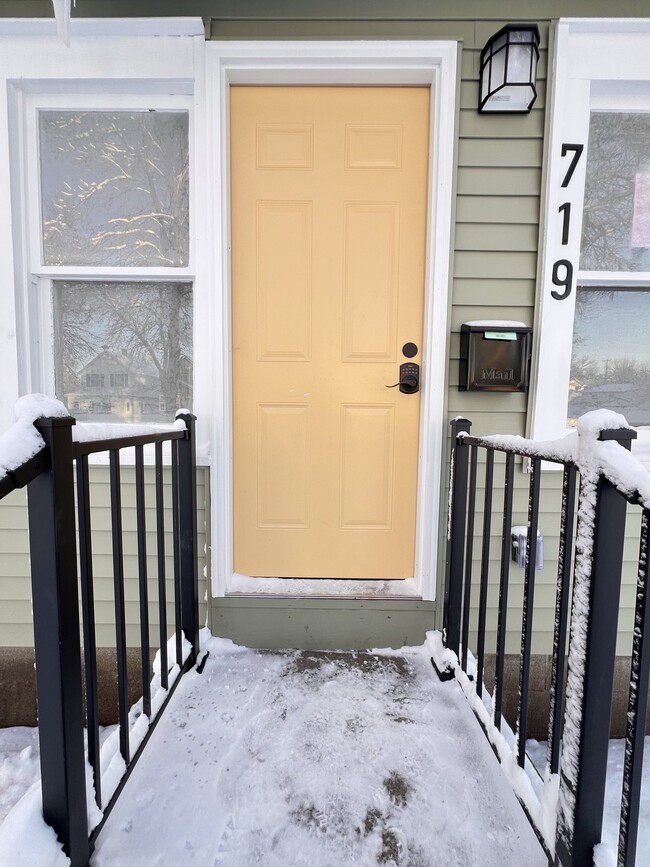 Front Door - 719 7th St