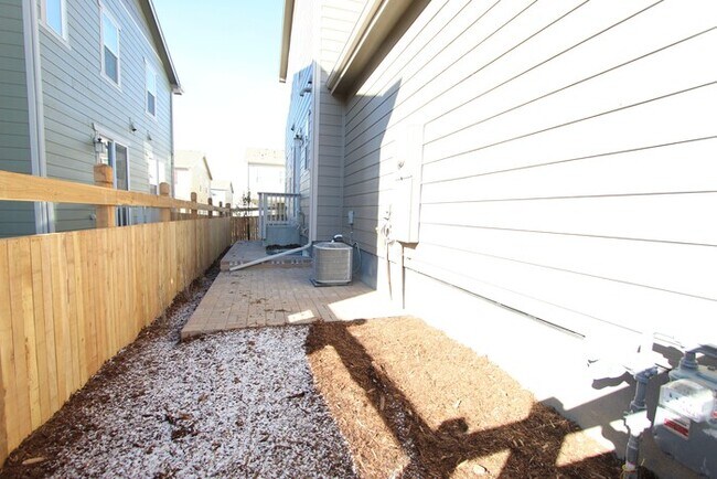 Building Photo - Fantastic Brand New 4 Bedroom/ 3.5 Bath Home with Cherry Creek Schools-NO SHOWINGS UNTIL 6/14