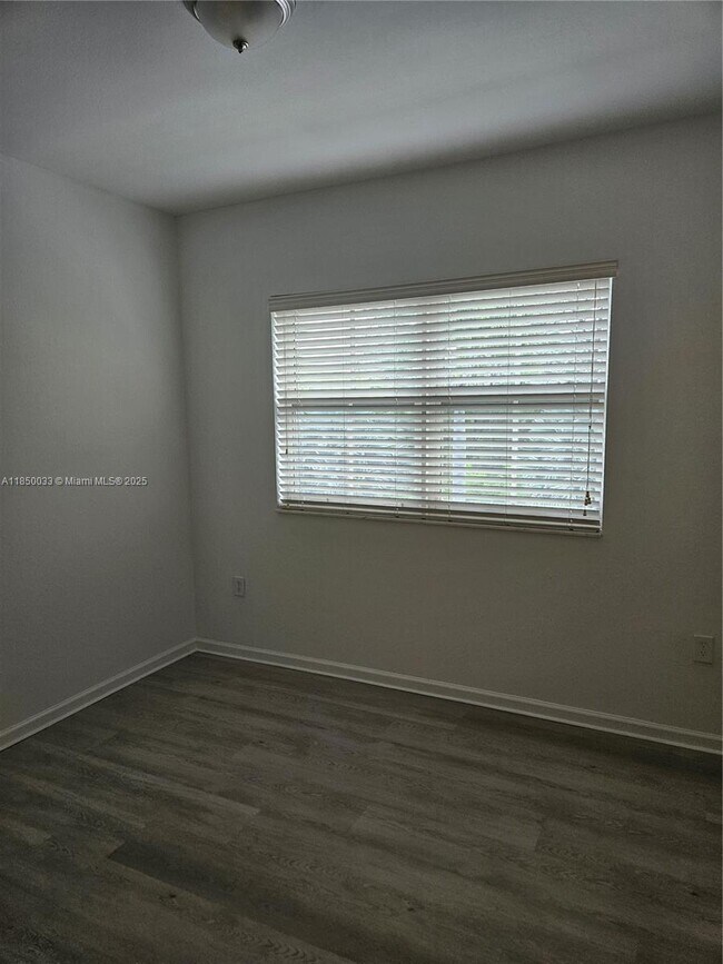 Building Photo - 8800 NW 97th Ave