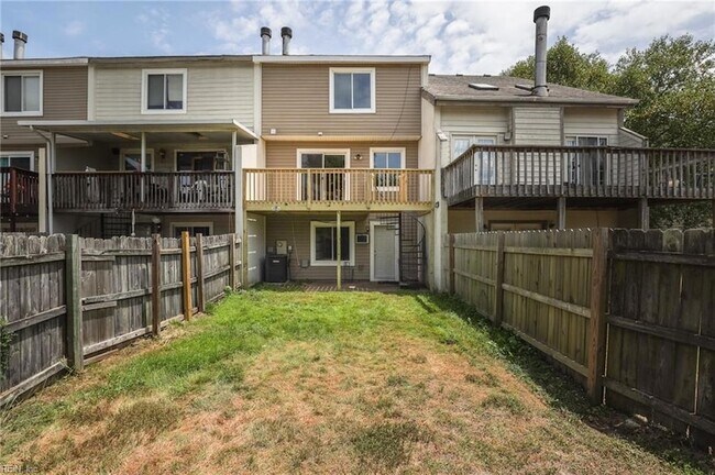 Building Photo - 3764 Chimney Creek Dr