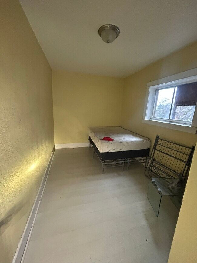 Building Photo - Why Rent when you could Own for less