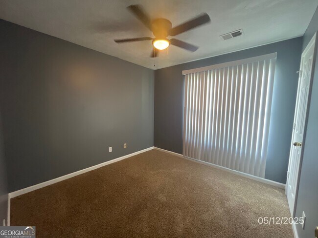 Building Photo - 6317 Amberly Rd