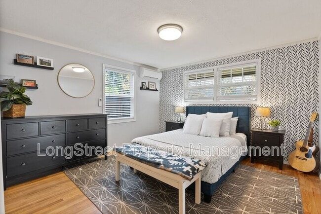 Building Photo - 7788 SE Thompson Rd