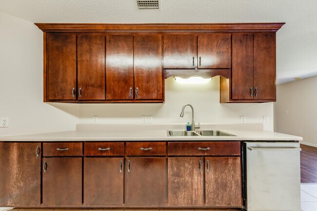 Building Photo - 4555 Wolf Track Ridge
