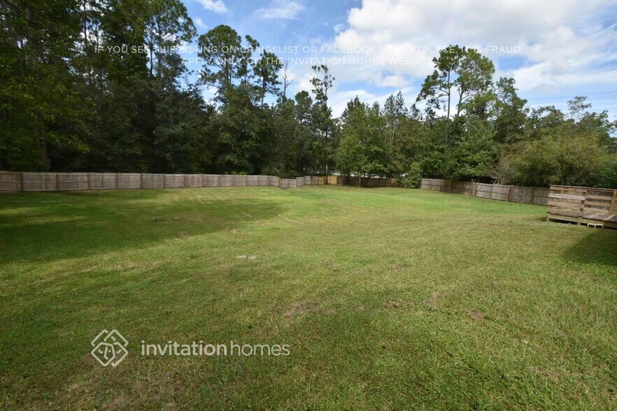 Building Photo - 8404 Boysenberry Ln W