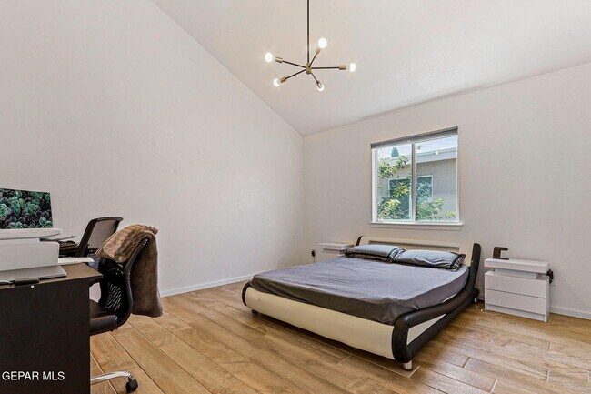Building Photo - 3936 Tierra Arena Dr