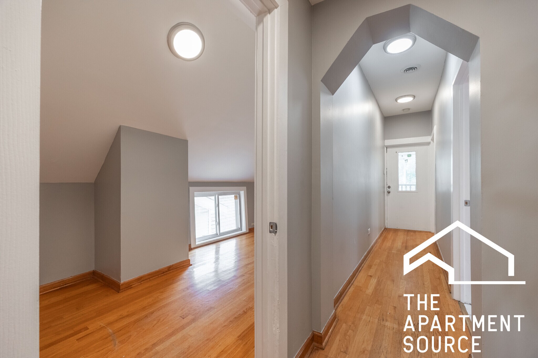 Building Photo - 2655 W Homer St