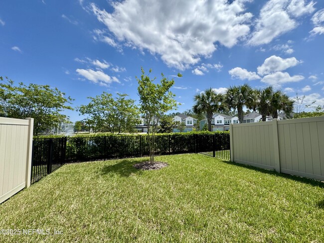 Building Photo - 9860 Element Rd