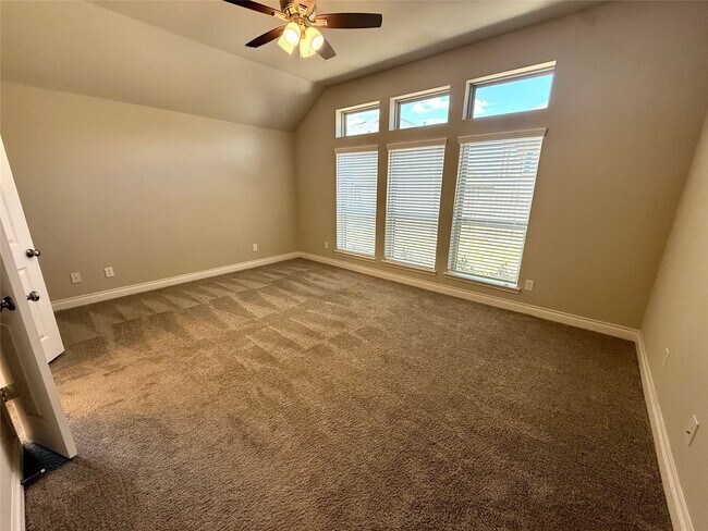 Building Photo - 29122 Parker Heights Ln