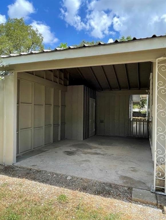 Building Photo - 606 Marshall St