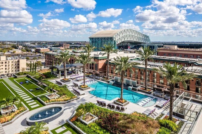 Building Photo - 1475 Texas St